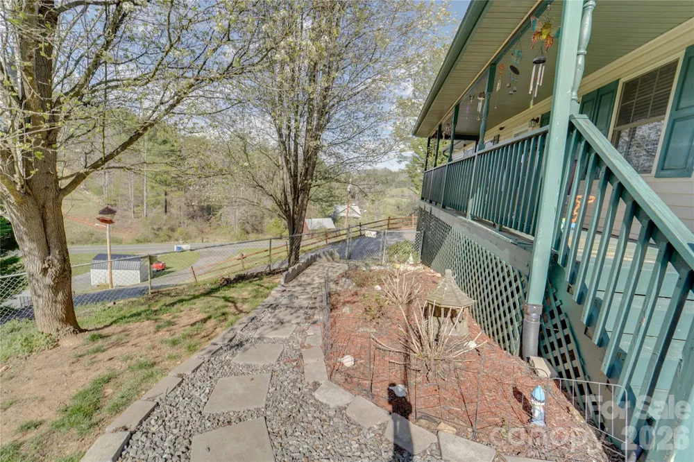 335 Icenhower Road Leicester, NC 28748