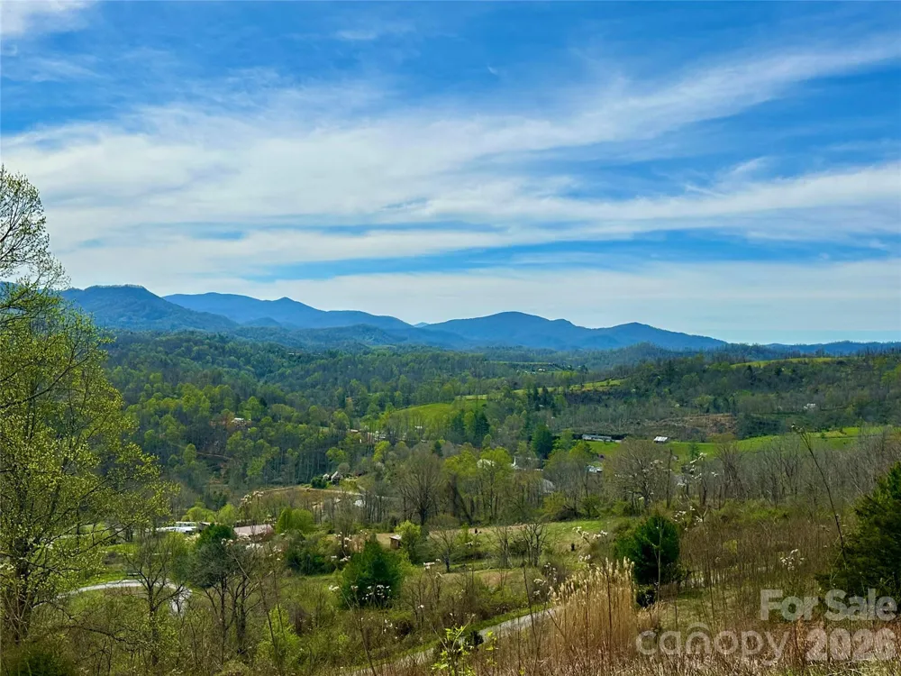000 Sunset Mountain Road #12 Bakersville, NC 28705