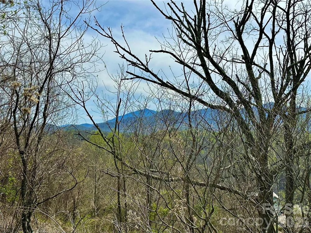 000 Sunset Mountain Road #12 Bakersville, NC 28705