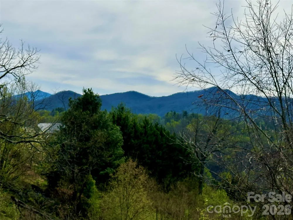 000 Sunset Mountain Road #12 Bakersville, NC 28705
