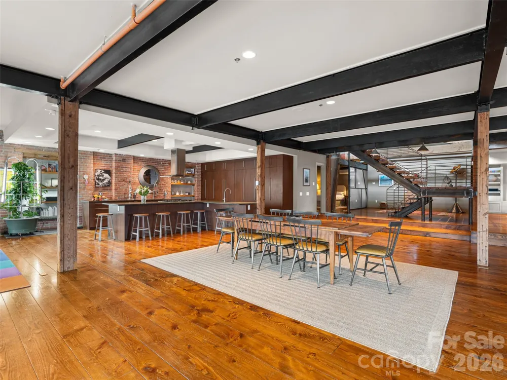 23 Rankin Avenue #302 Asheville, NC 28801