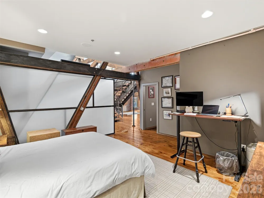 23 Rankin Avenue #302 Asheville, NC 28801