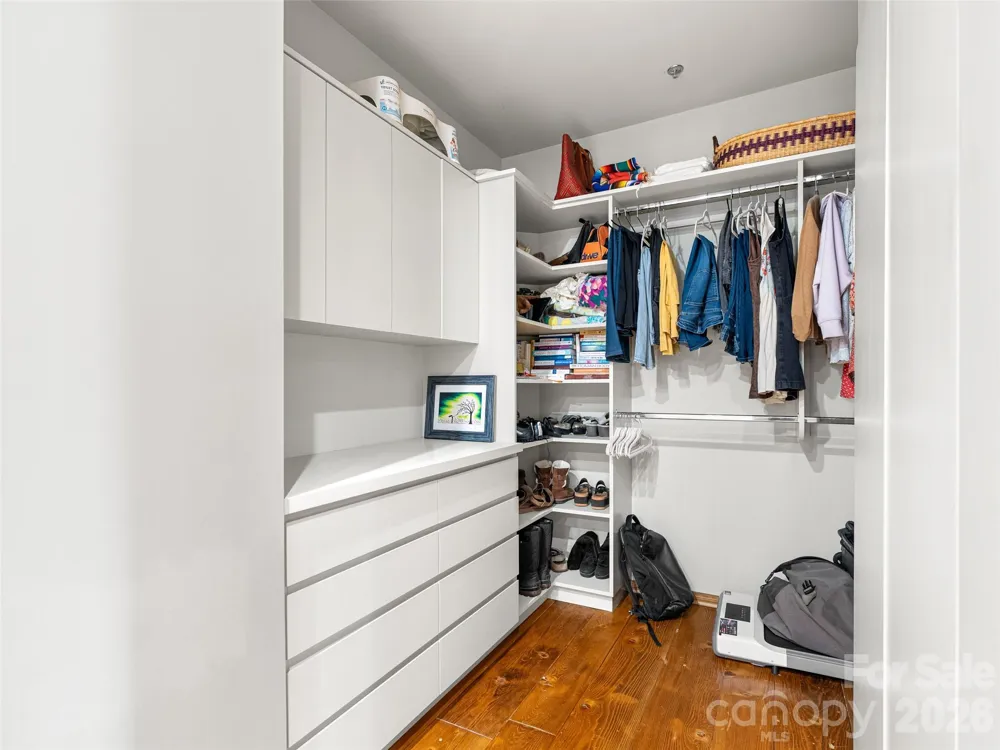 23 Rankin Avenue #302 Asheville, NC 28801