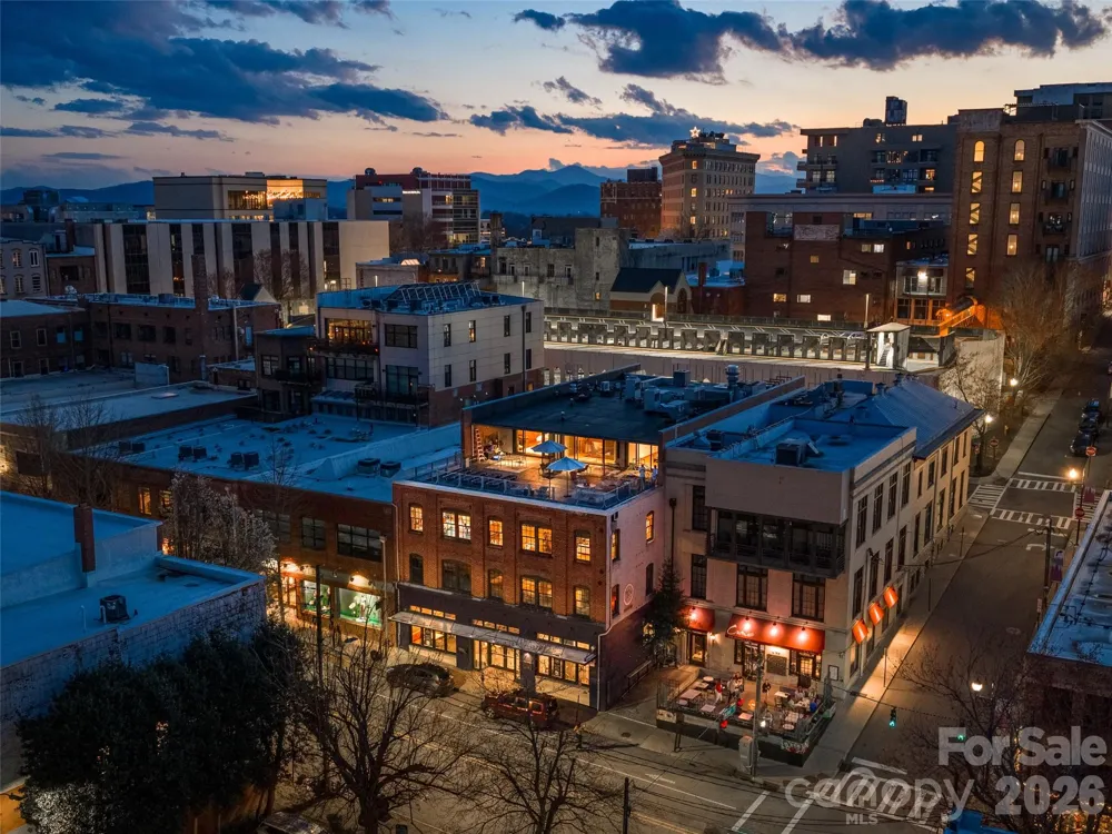 23 Rankin Avenue #302 Asheville, NC 28801
