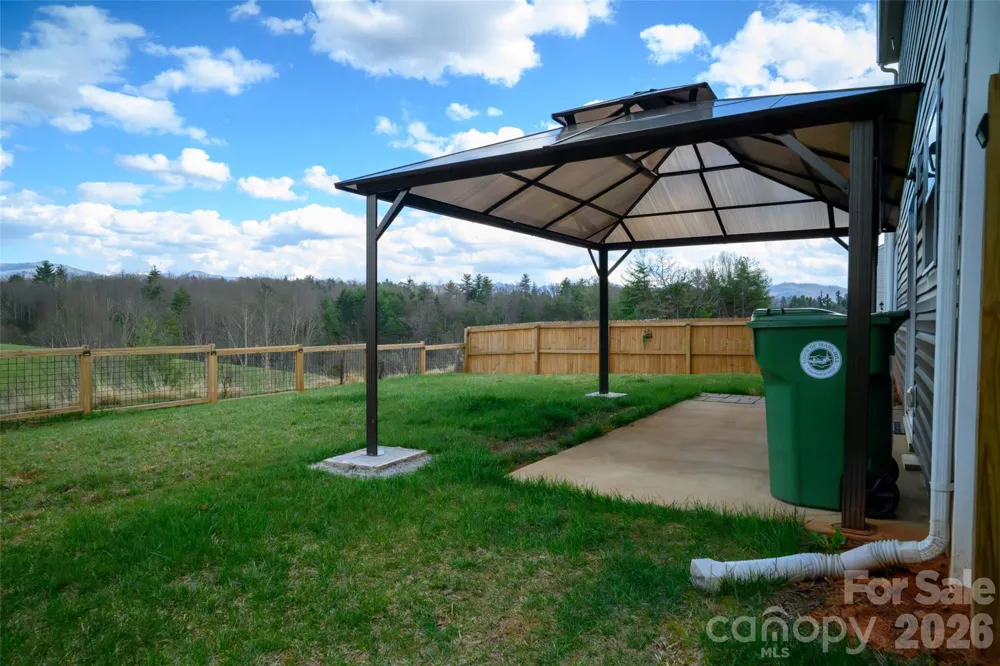 228 Ridgeview Lane Mars Hill, NC 28754