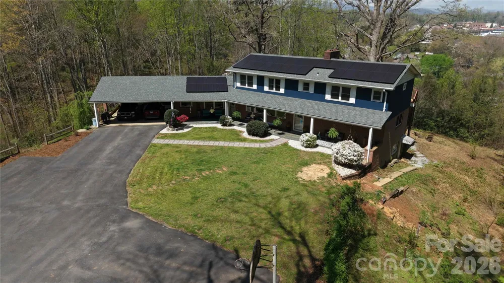 56 E Glenview Street Marion, NC 28752