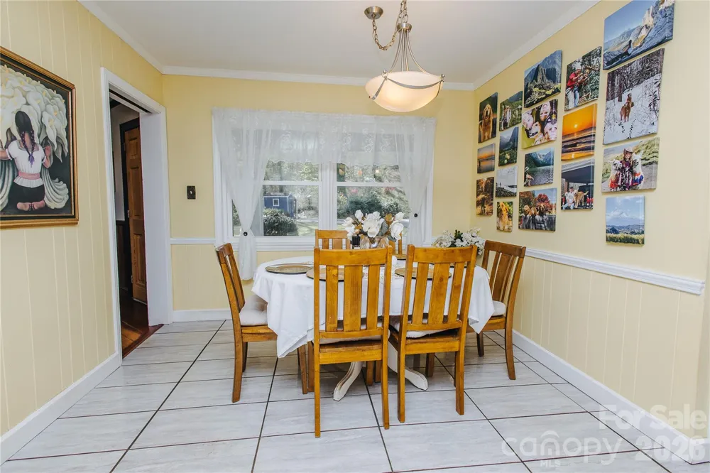 56 E Glenview Street Marion, NC 28752