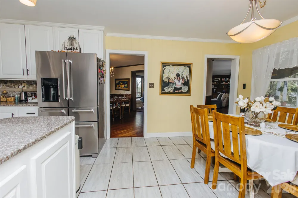 56 E Glenview Street Marion, NC 28752