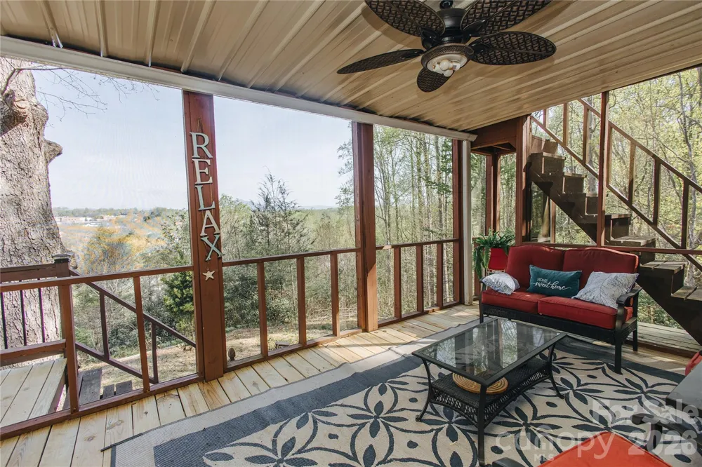 56 E Glenview Street Marion, NC 28752