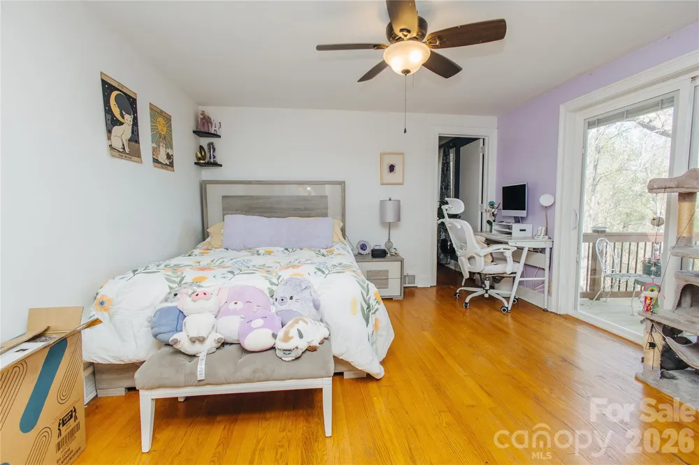 56 E Glenview Street Marion, NC 28752