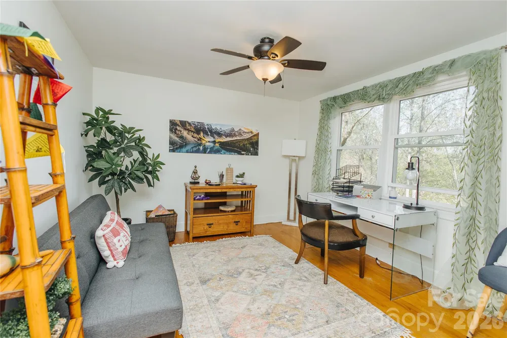 56 E Glenview Street Marion, NC 28752