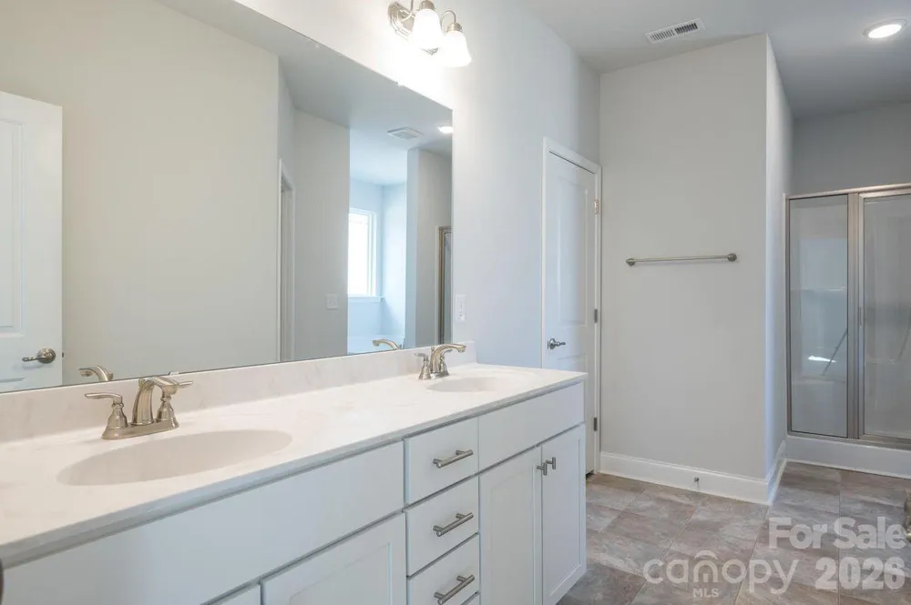 1007 Penarth Drive #18 Catawba, NC 28609