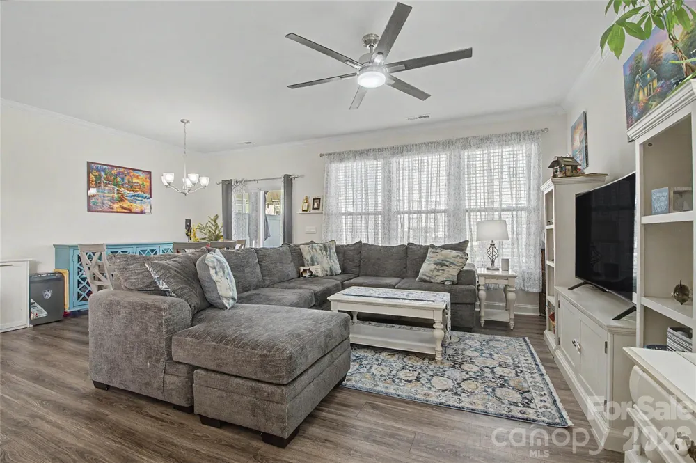 33 Cedar Hill Road Hendersonville, NC 28792