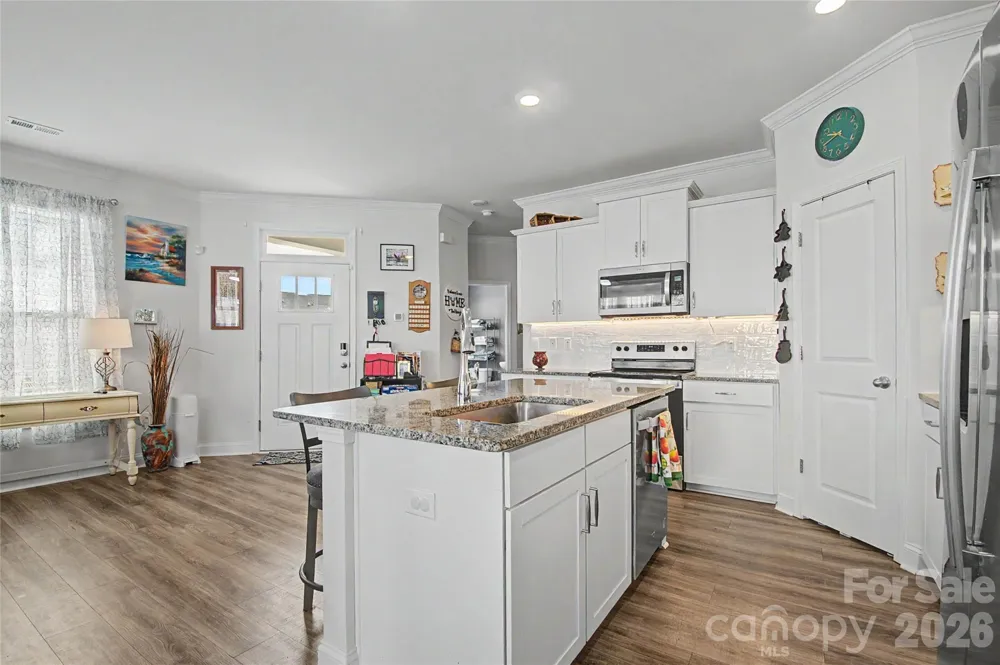 33 Cedar Hill Road Hendersonville, NC 28792