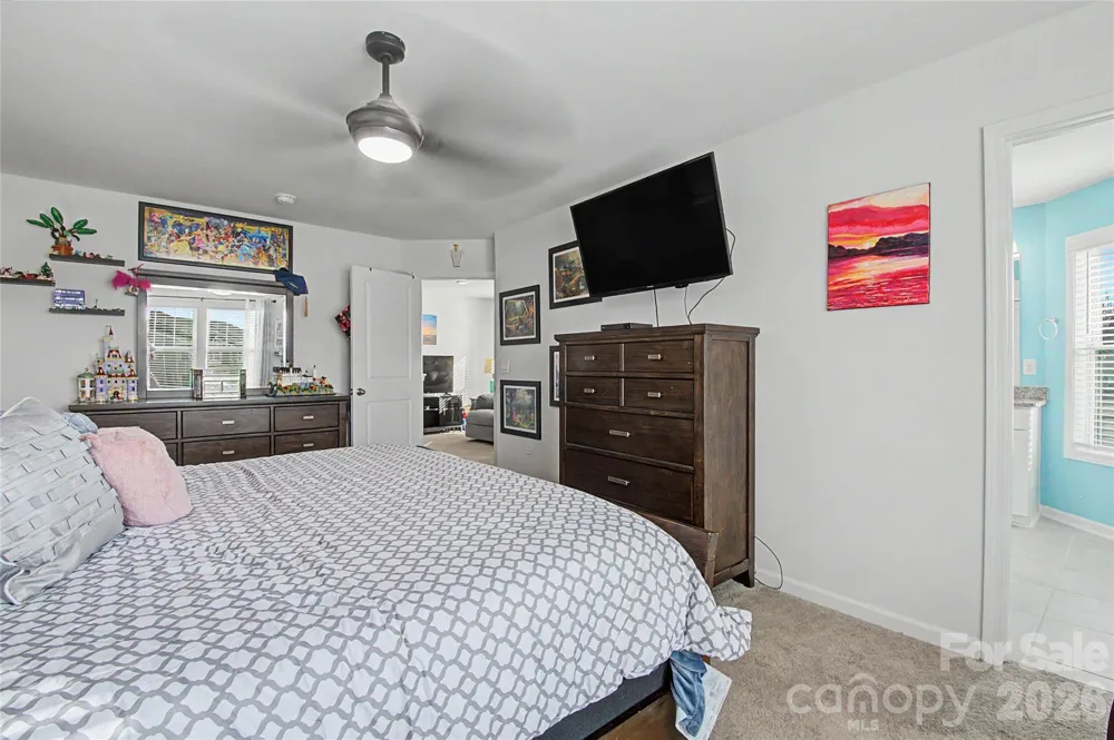 33 Cedar Hill Road Hendersonville, NC 28792