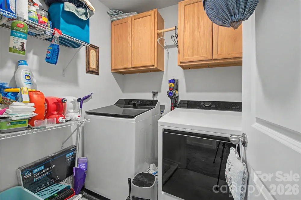 33 Cedar Hill Road Hendersonville, NC 28792