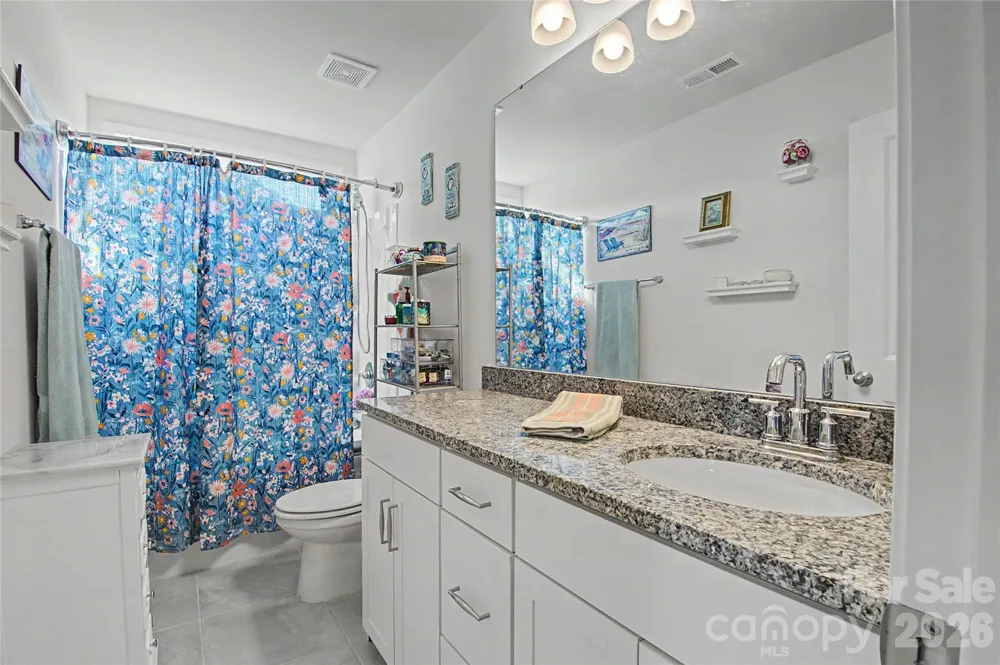33 Cedar Hill Road Hendersonville, NC 28792