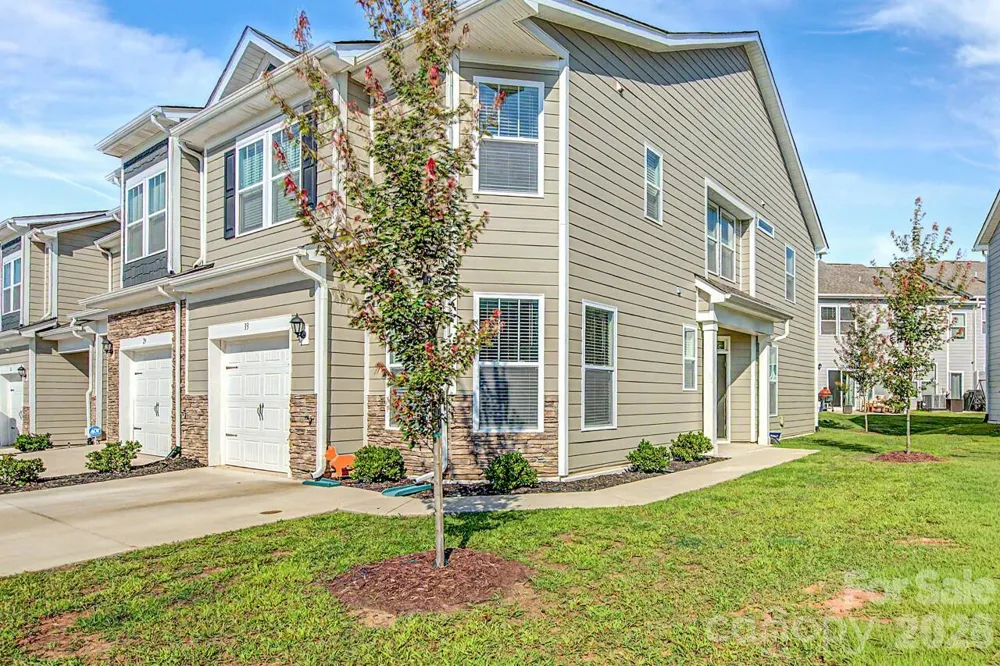 33 Cedar Hill Road Hendersonville, NC 28792