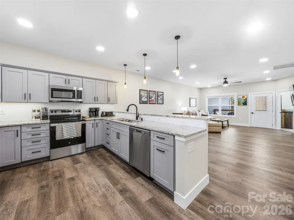 143 Carver Street #10 Brevard, NC 28712