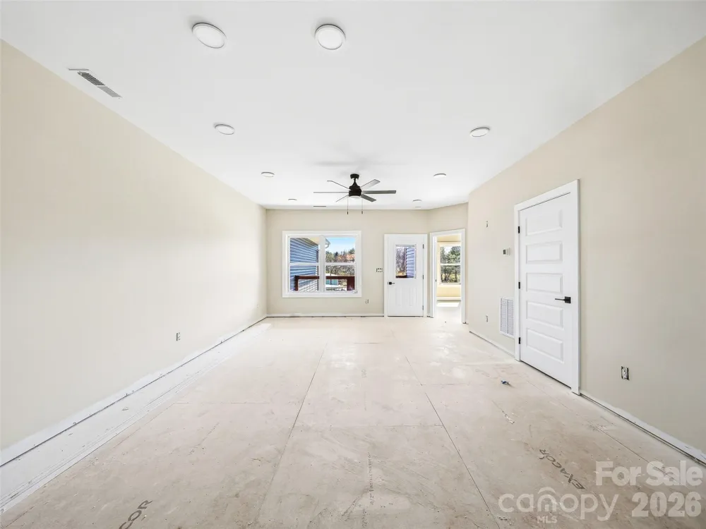 143 Carver Street #10 Brevard, NC 28712
