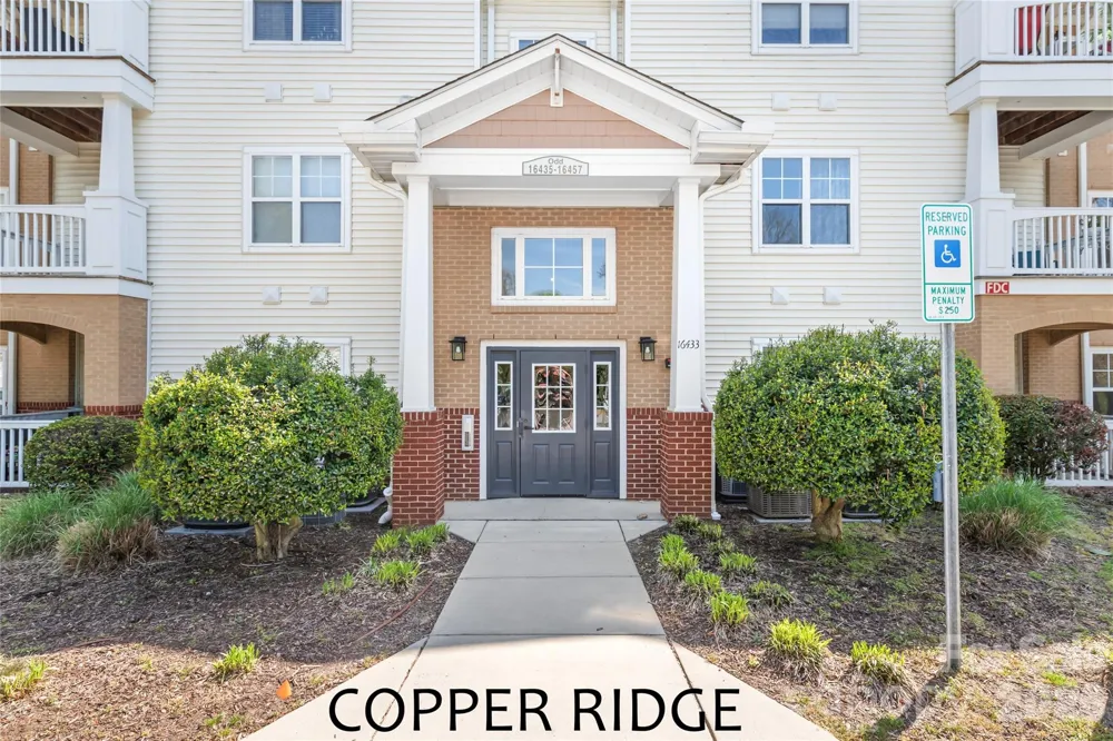 16439 Golden River Lane Charlotte, NC 28277
