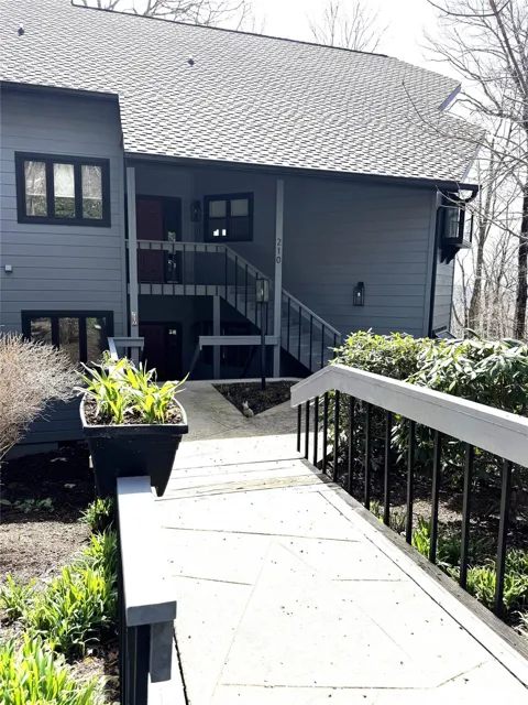 210 Grouse Moor Drive #210