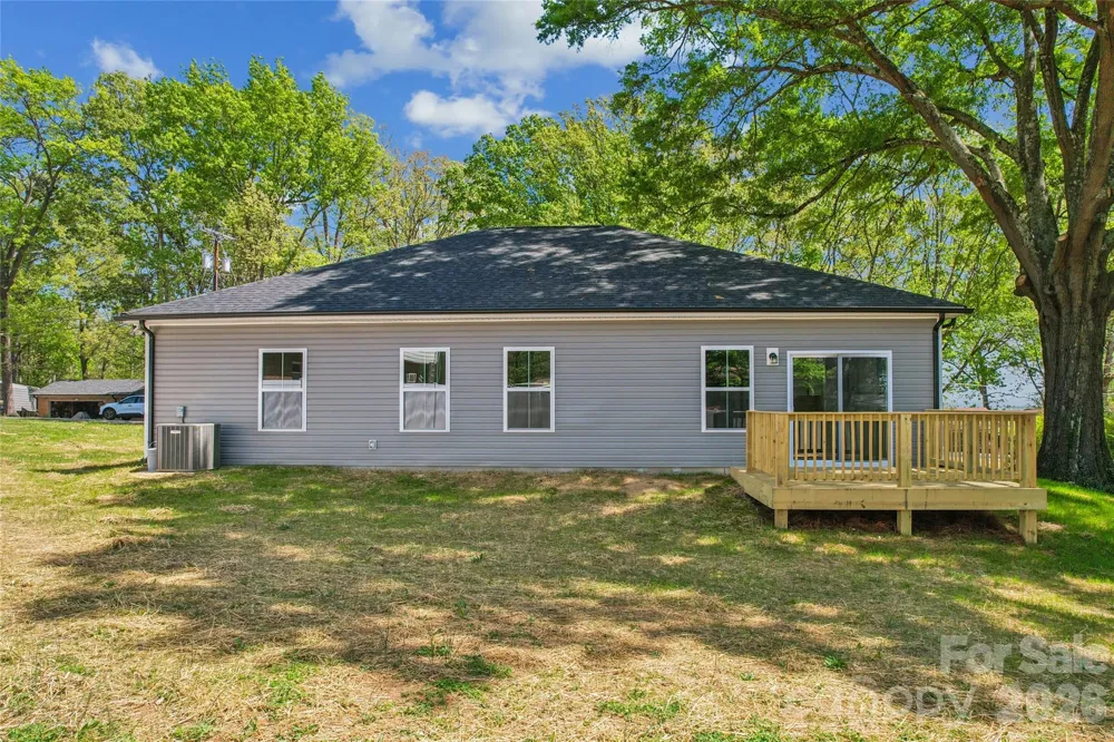 321 Henderson Circle Harrisburg, NC 28075