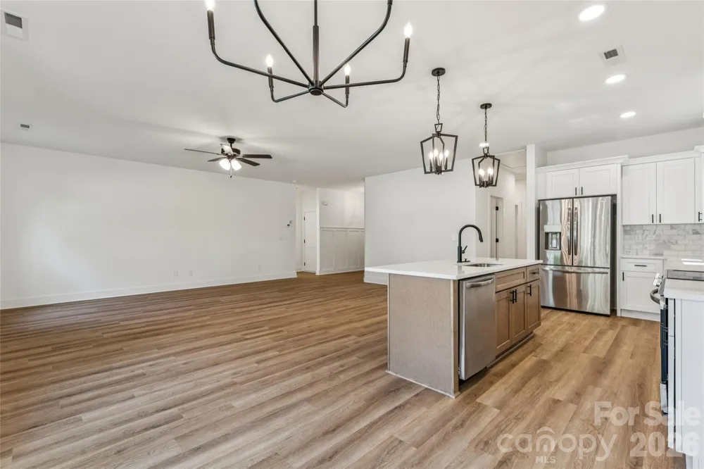 321 Henderson Circle Harrisburg, NC 28075