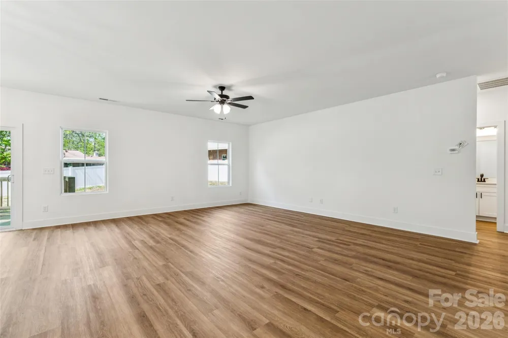 321 Henderson Circle Harrisburg, NC 28075