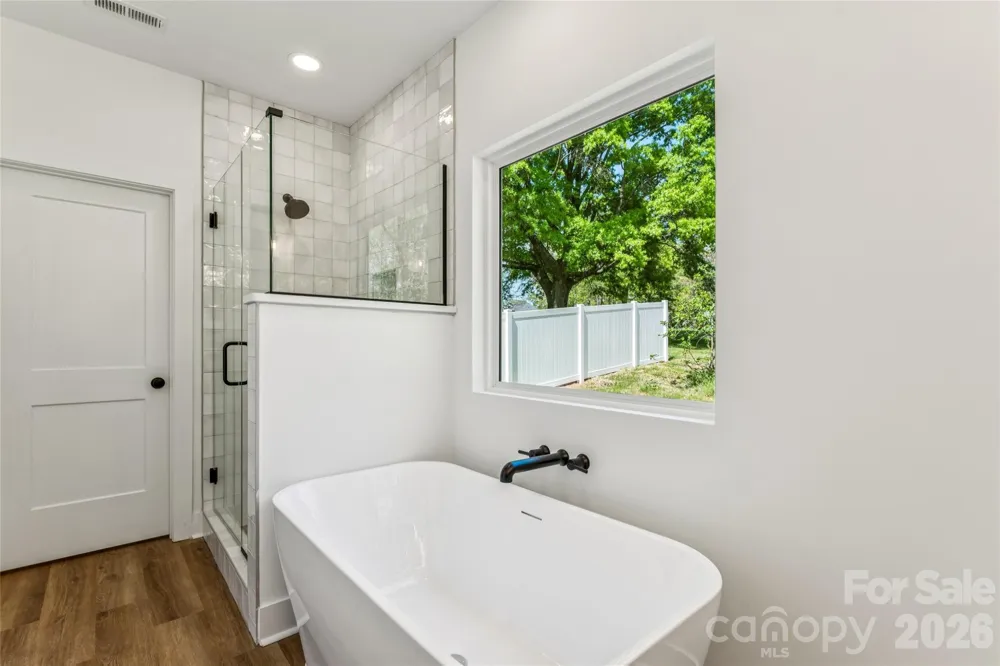 321 Henderson Circle Harrisburg, NC 28075