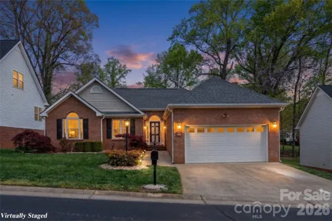5125 Old Plantation Circle