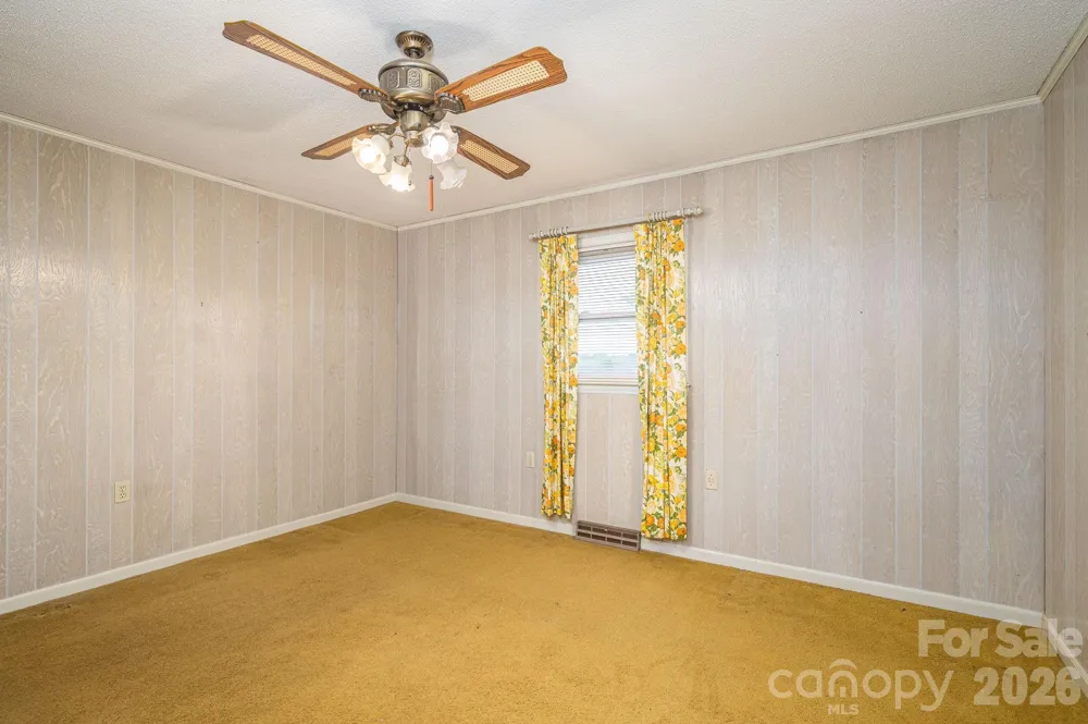 7448 W NC 27 Highway Vale, NC 28168