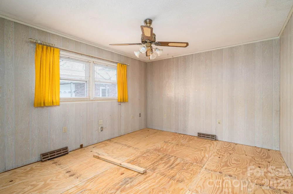 7448 W NC 27 Highway Vale, NC 28168