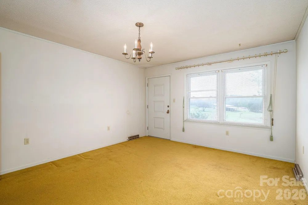 7448 W NC 27 Highway Vale, NC 28168