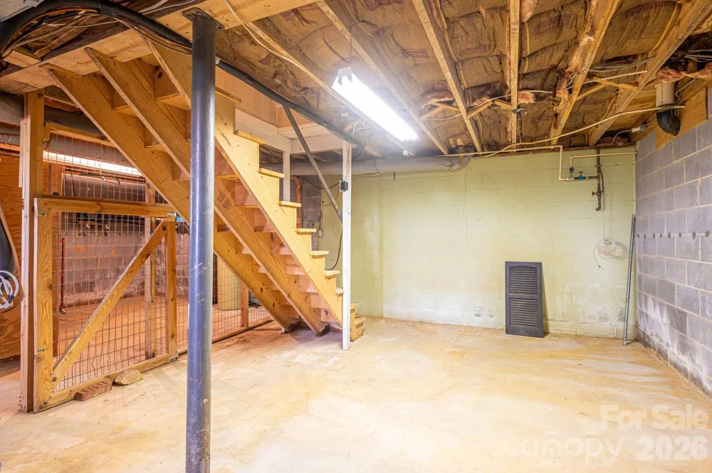 7448 W NC 27 Highway Vale, NC 28168