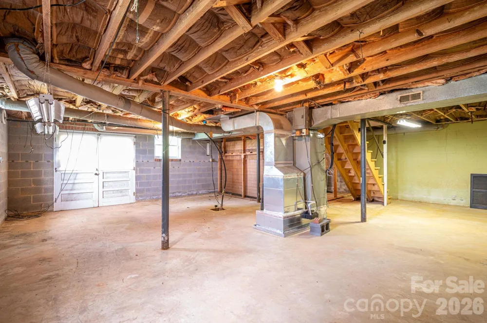 7448 W NC 27 Highway Vale, NC 28168