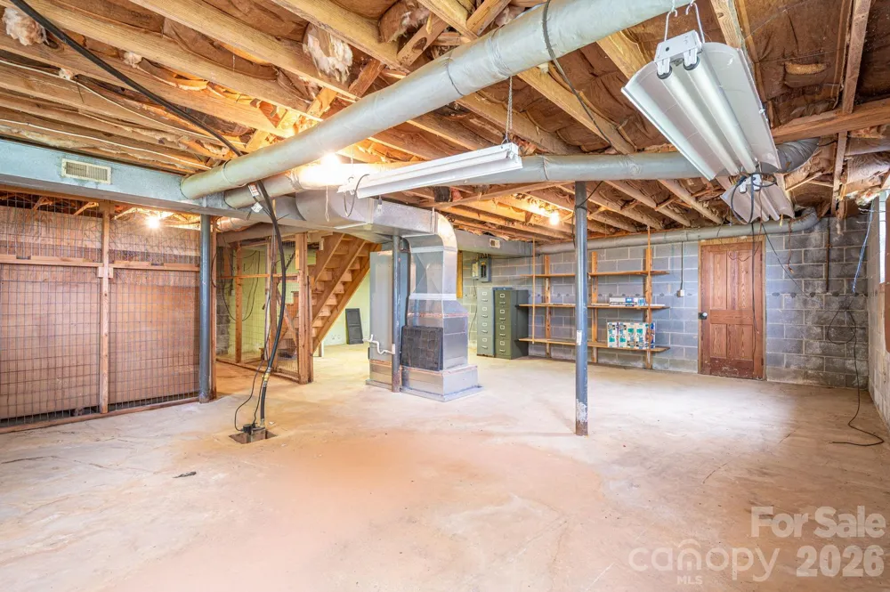 7448 W NC 27 Highway Vale, NC 28168