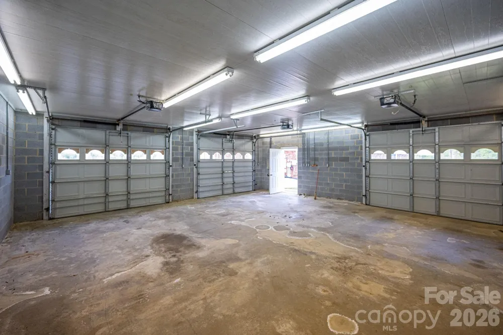 7448 W NC 27 Highway Vale, NC 28168