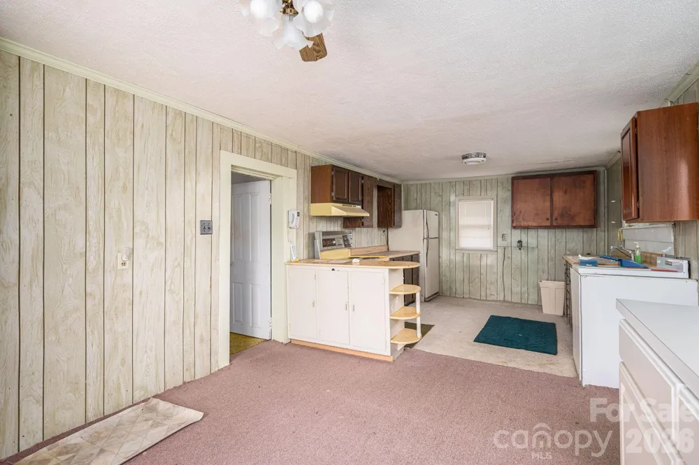 7440 W NC 27 Highway Vale, NC 28168