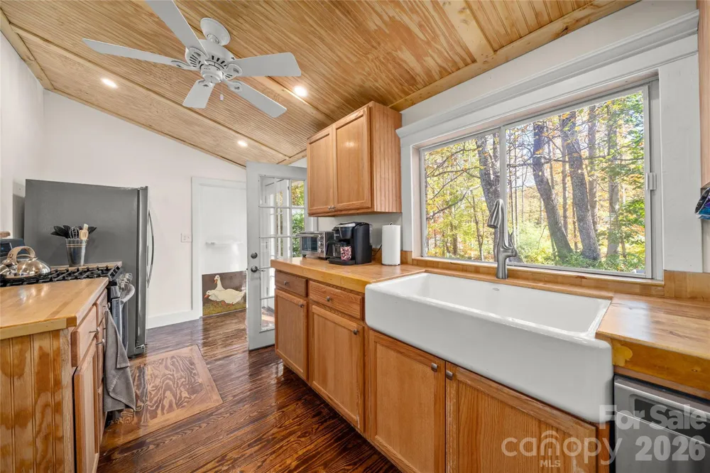125 Timberline Drive Maggie Valley, NC 28751