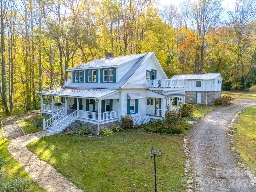 125 Timberline Drive Maggie Valley, NC 28751