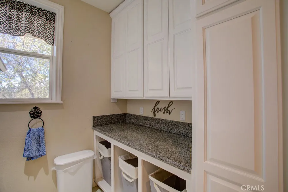 32557 Pine Cone Ct A&B Running Springs, CA 92382