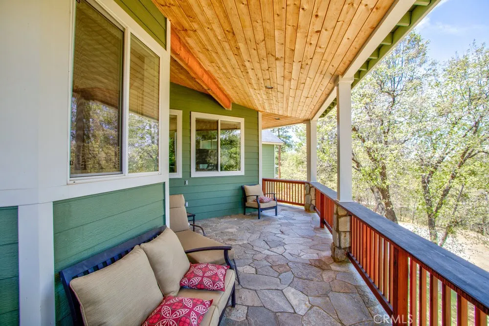 32557 Pine Cone Ct A&B Running Springs, CA 92382