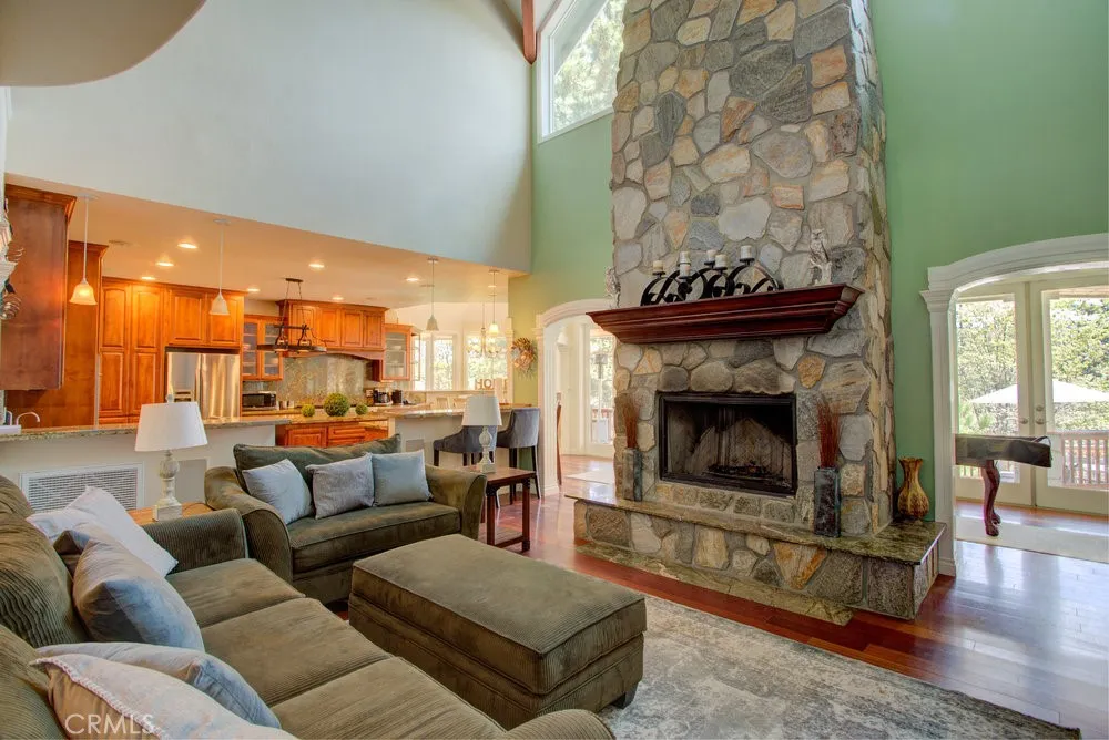 32557 Pine Cone Ct A&B Running Springs, CA 92382