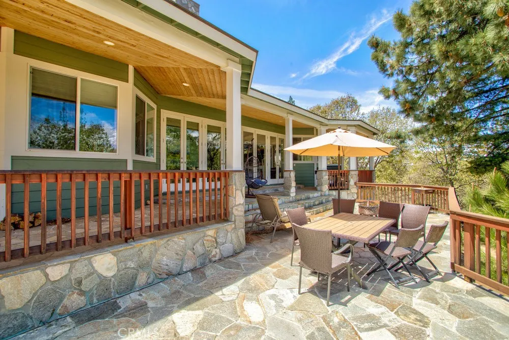 32557 Pine Cone Ct A&B Running Springs, CA 92382