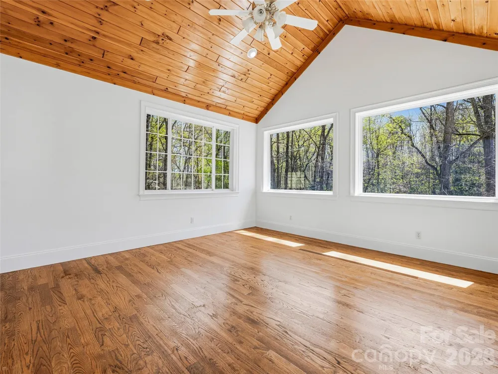 196 Blackbird Lane Tryon, NC 28782