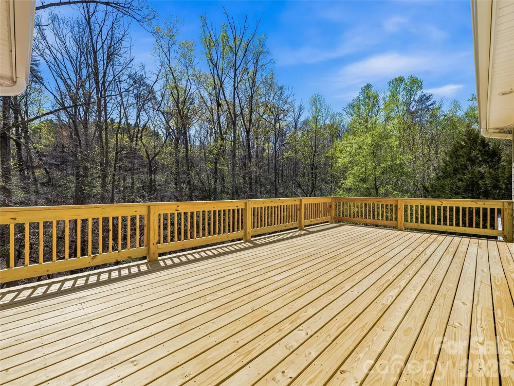 196 Blackbird Lane Tryon, NC 28782