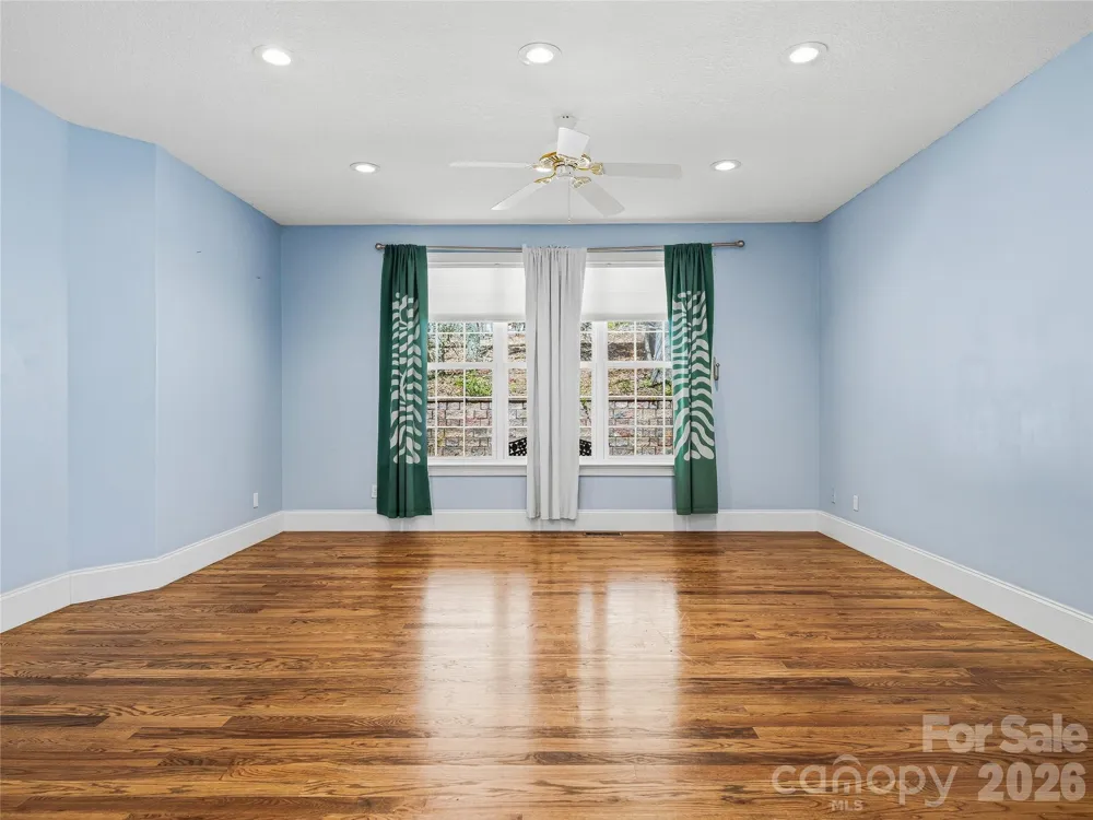 196 Blackbird Lane Tryon, NC 28782