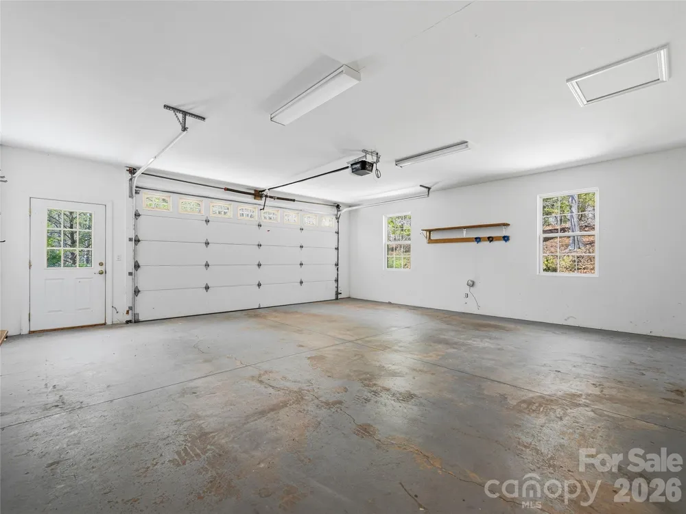 196 Blackbird Lane Tryon, NC 28782