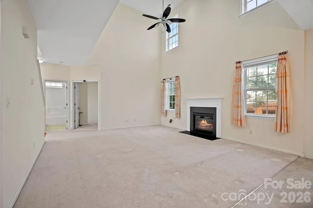 2 Breyerton Court Asheville, NC 28804